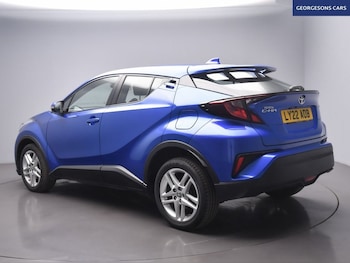 Used Toyota C-HR 2022 for sale - 76429549: Photo