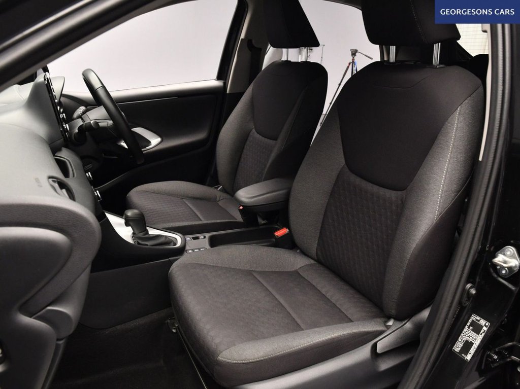 Used Toyota Yaris 2022 for sale - 77780079: Photo 15