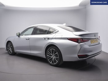 Used Lexus ES 2022 for sale - 75502617: Photo