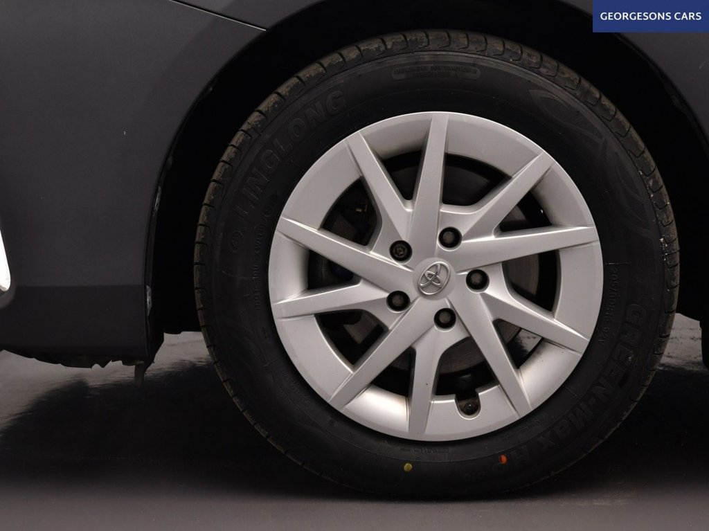 Used Toyota Prius+ 2020 for sale - 76406421: Photo 10