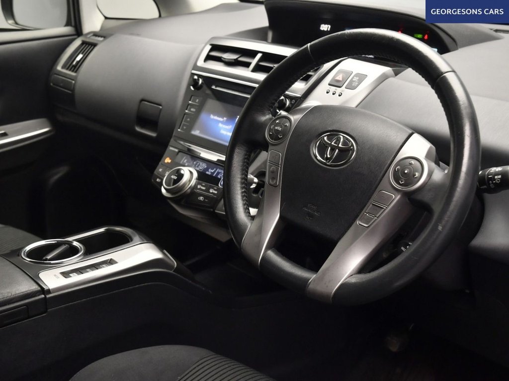 Used Toyota Prius+ 2020 for sale - 76406421: Photo 12