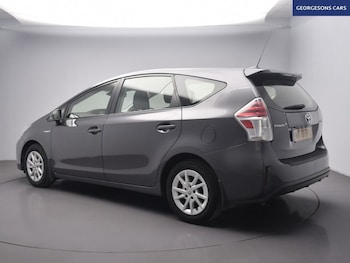 Used Toyota Prius+ 2020 for sale - 76406421: Photo
