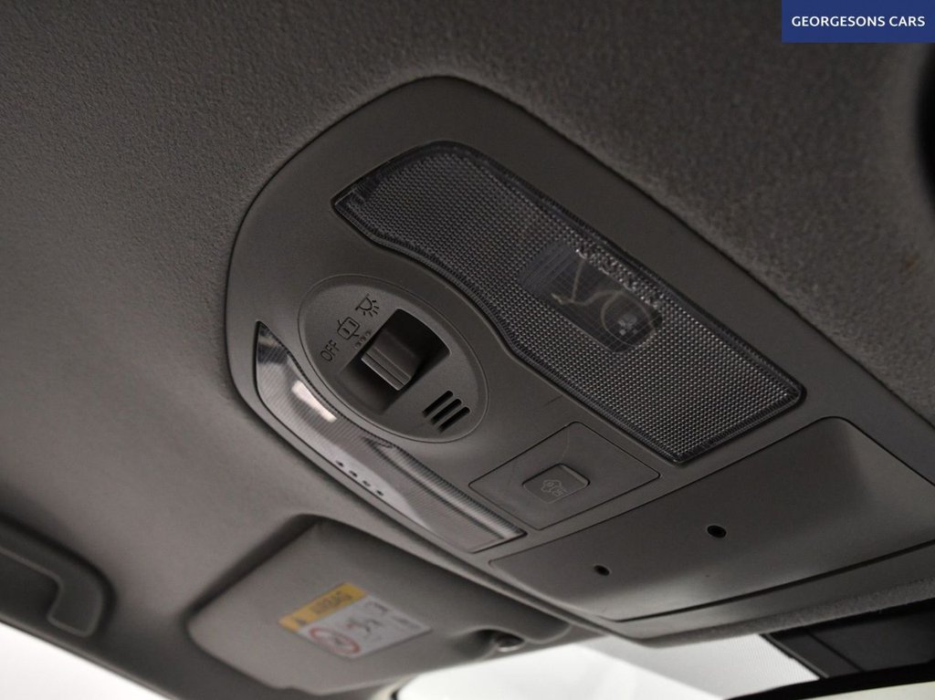 Used Toyota Prius+ 2020 for sale - 76406421: Photo 36