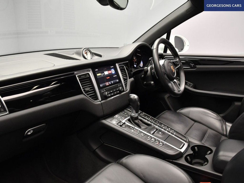 Used Porsche Macan 2017 for sale - 77919710: Photo 12