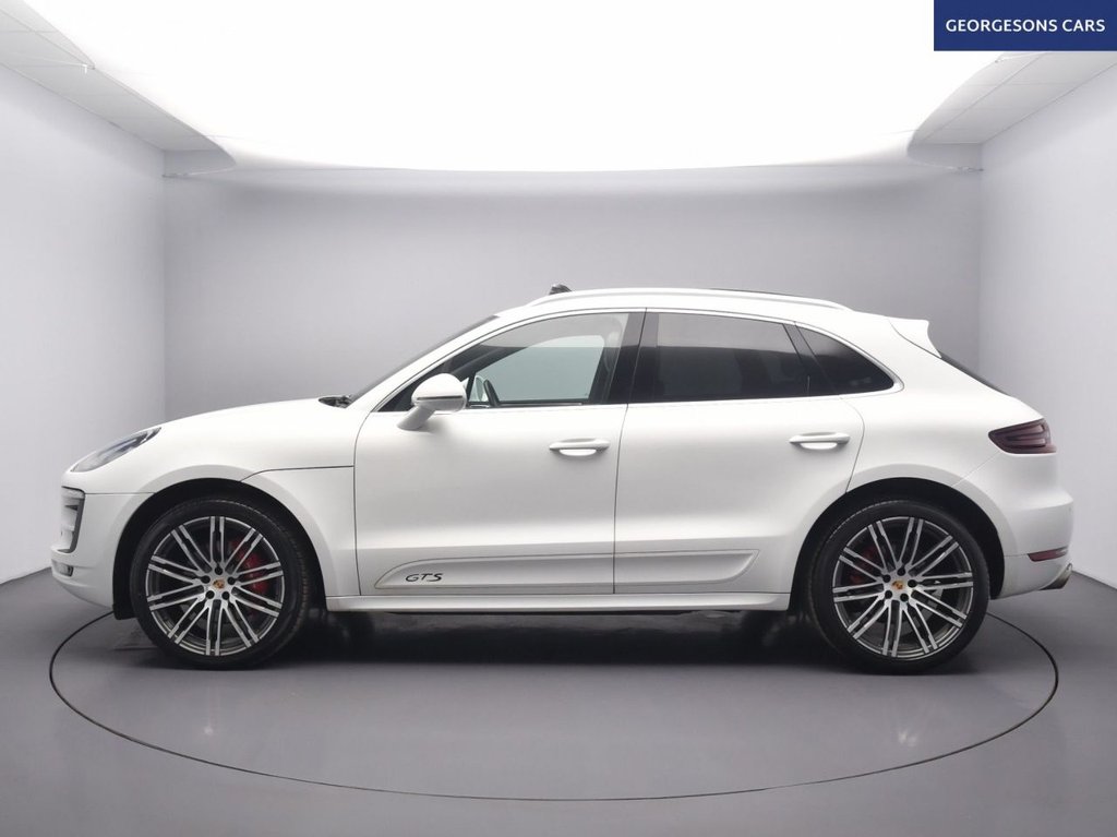 Used Porsche Macan 2017 for sale - 77919710: Photo 3