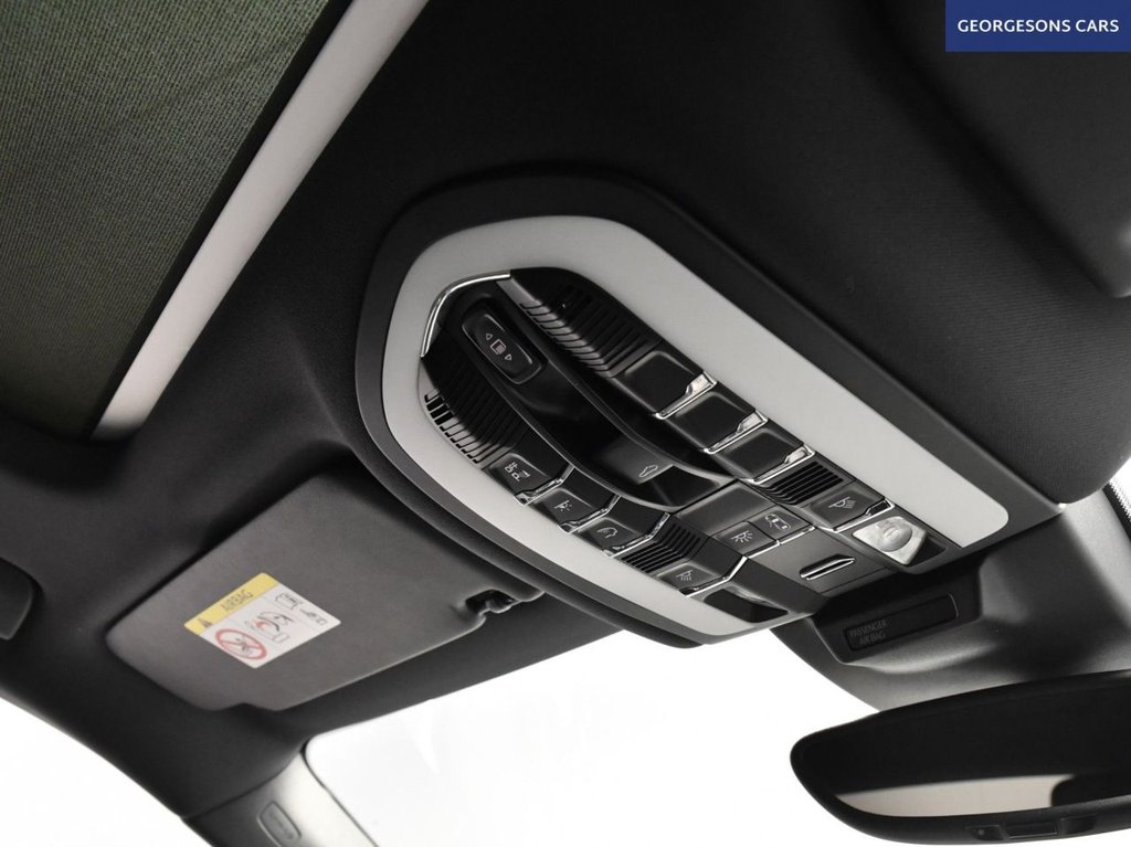 Used Porsche Macan 2017 for sale - 77919710: Photo 40