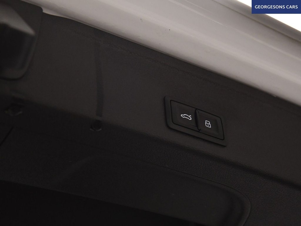 Used Audi A4 2021 for sale - 76840915: Photo 10