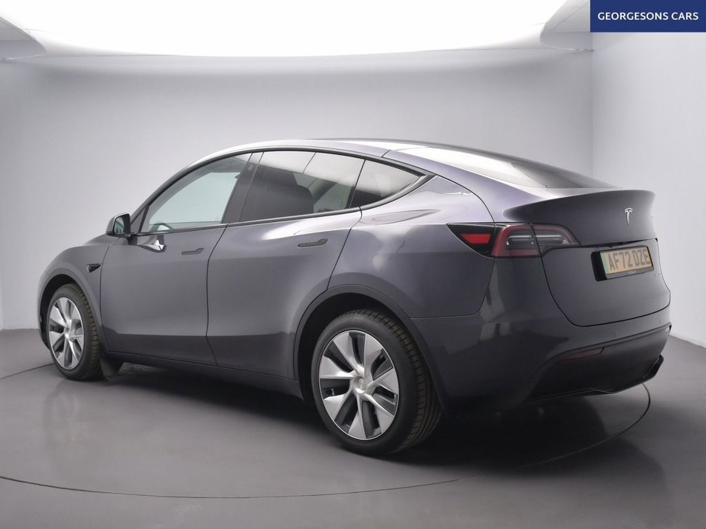 Used Tesla Model Y 2022 for sale - 76184996: Photo 2