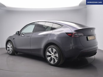 Used Tesla Model Y 2022 for sale - 76184996: Photo 2