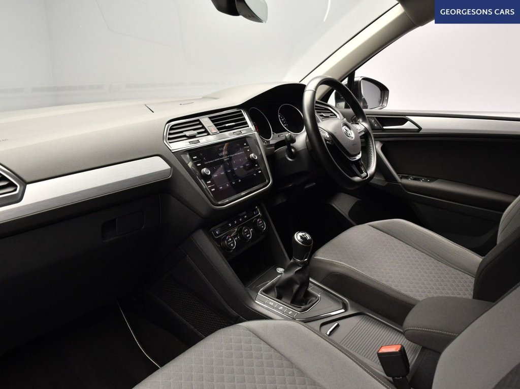 Used Volkswagen Tiguan 2019 for sale - 77327637: Photo 11