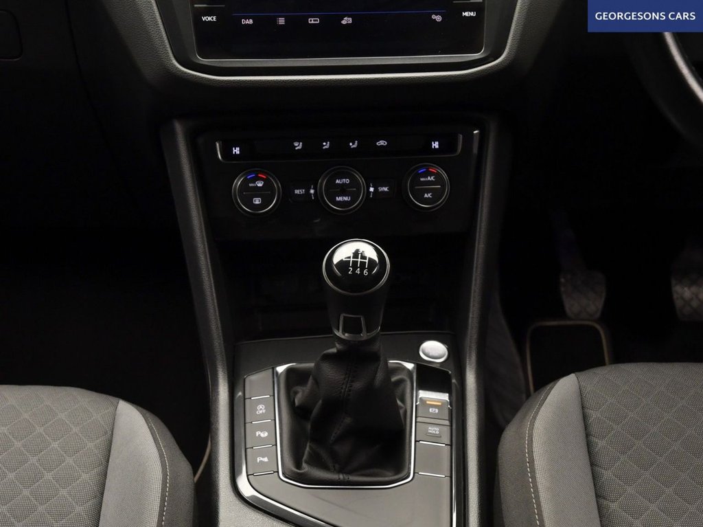 Used Volkswagen Tiguan 2019 for sale - 77327637: Photo 22