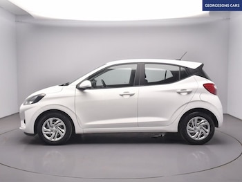 Used Hyundai i10 2023 for sale - 79009602: Photo