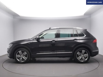 Used Volkswagen Tiguan 2017 for sale - 76973330: Photo