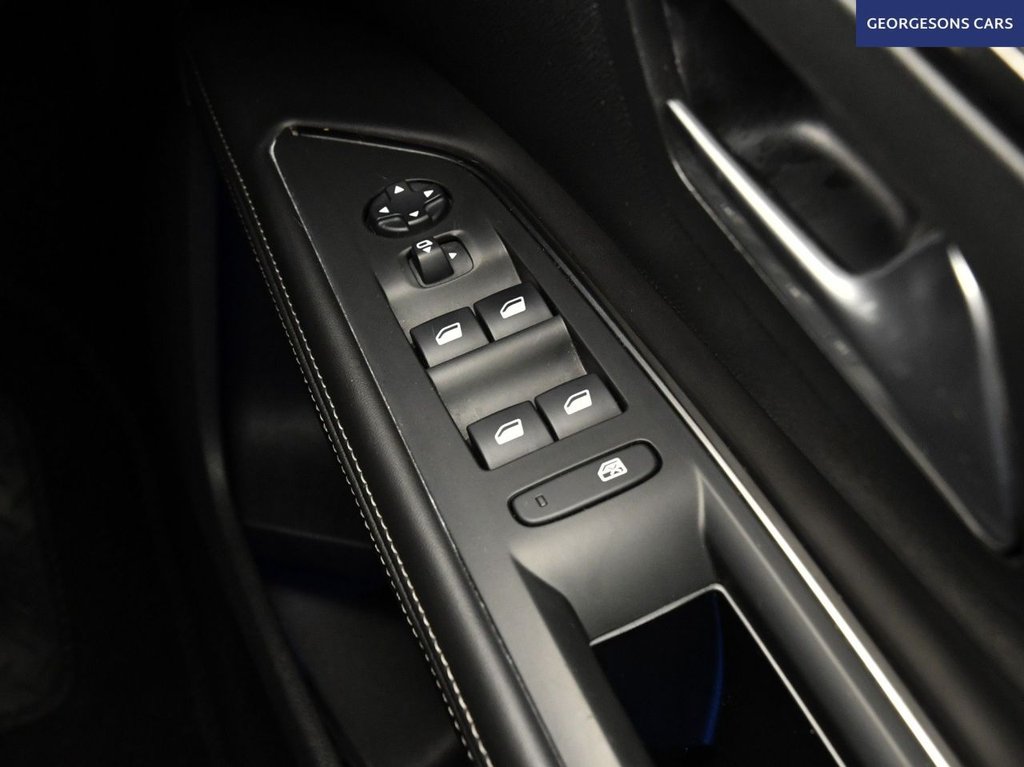 Used Peugeot 5008 2018 for sale - 77072323: Photo 29