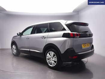 Used Peugeot 5008 2018 for sale - 77072323: Photo