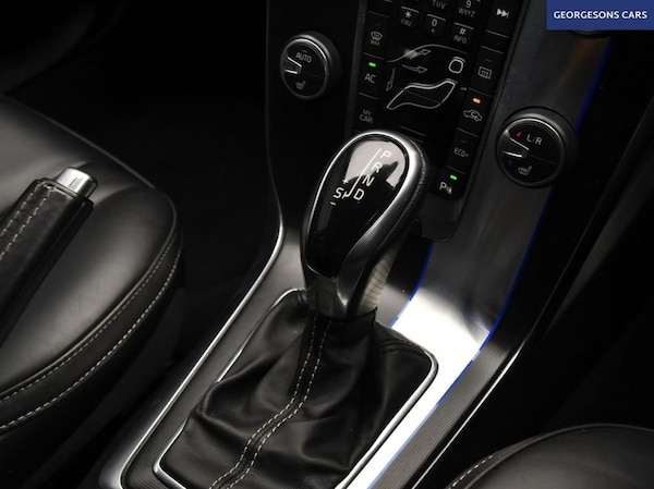 Used Volvo V40 2015 for sale - 75619411: Photo 17