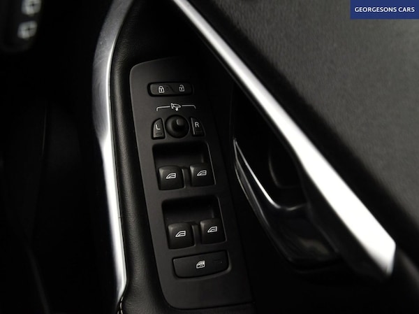 Used Volvo V40 2015 for sale - 75619411: Photo 25