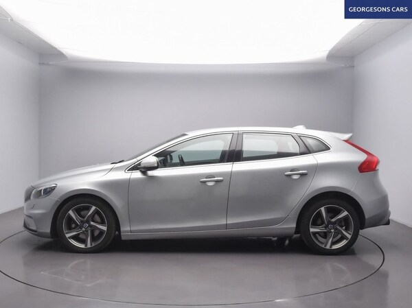 Used Volvo V40 2015 for sale - 75619411: Photo 3