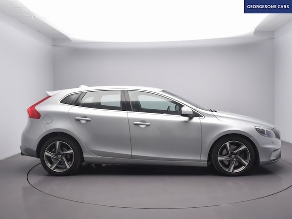 Used Volvo V40 2015 for sale - 75619411: Photo 6