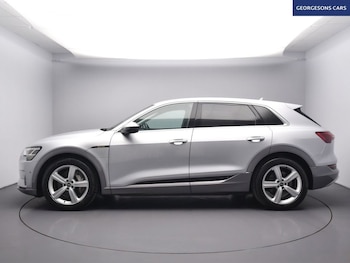 Used Audi e-tron 2021 for sale - 78056110: Photo