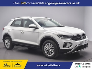 Used Volkswagen T-Roc 2022 for sale - 75896519: Photo