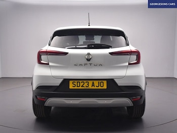 Used Renault Captur 2023 for sale - 79196735: Photo