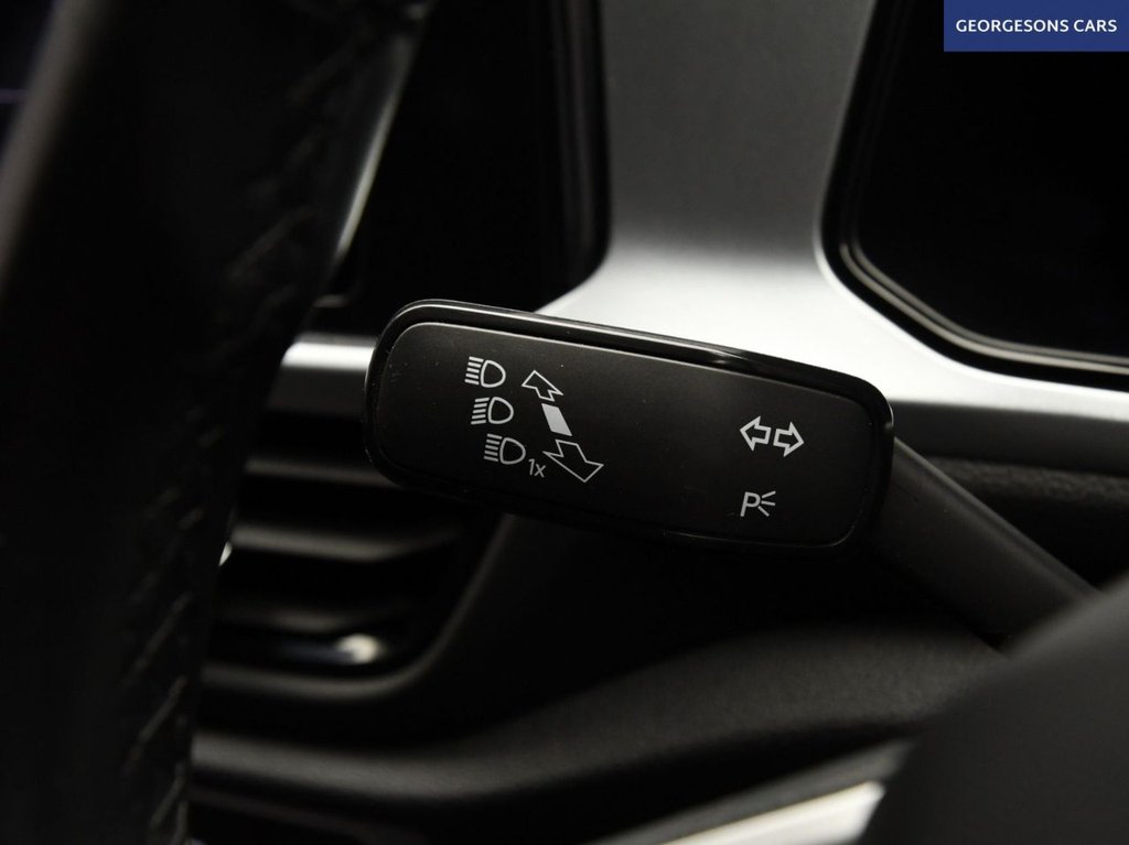 Used Volkswagen T-Roc 2022 for sale - 78153622: Photo 32