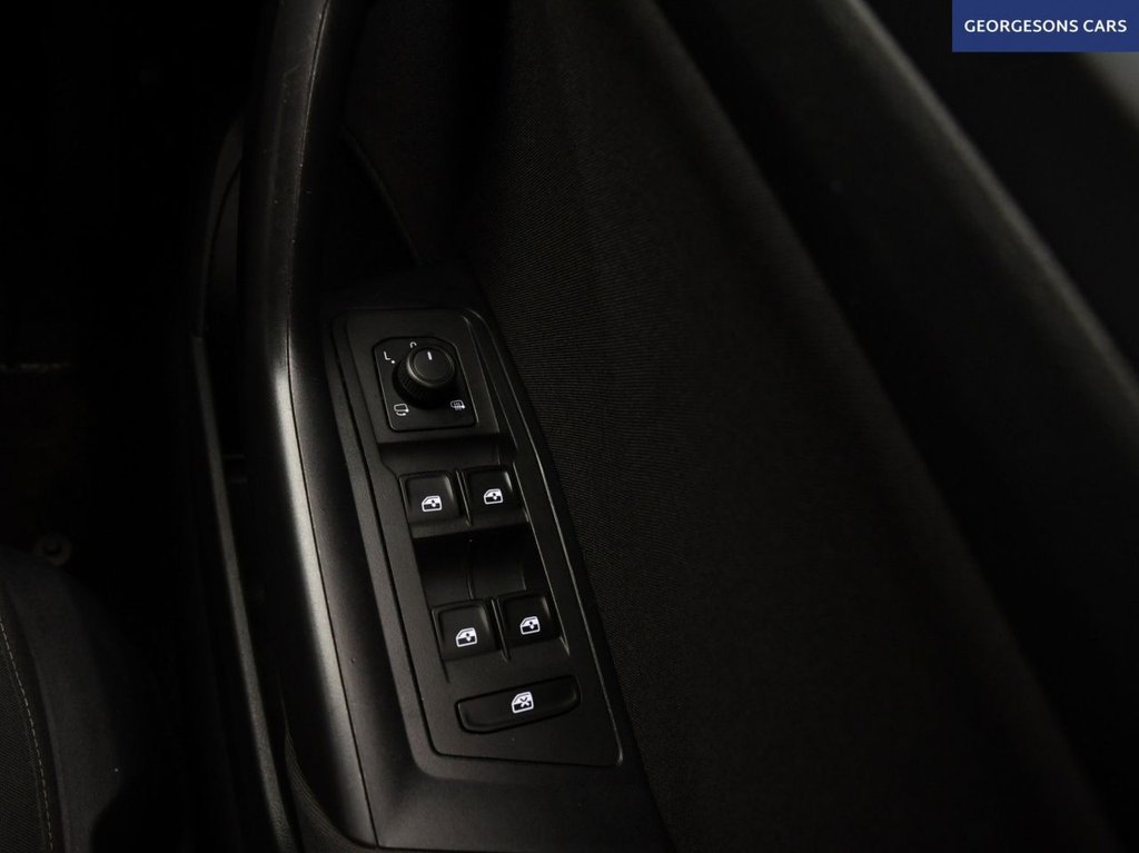 Used Volkswagen T-Roc 2022 for sale - 78153622: Photo 34