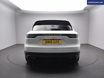 Used Porsche Cayenne 2018 for sale - 78153644: Photo