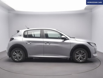 Used Peugeot 208 2021 for sale - 77806352: Photo