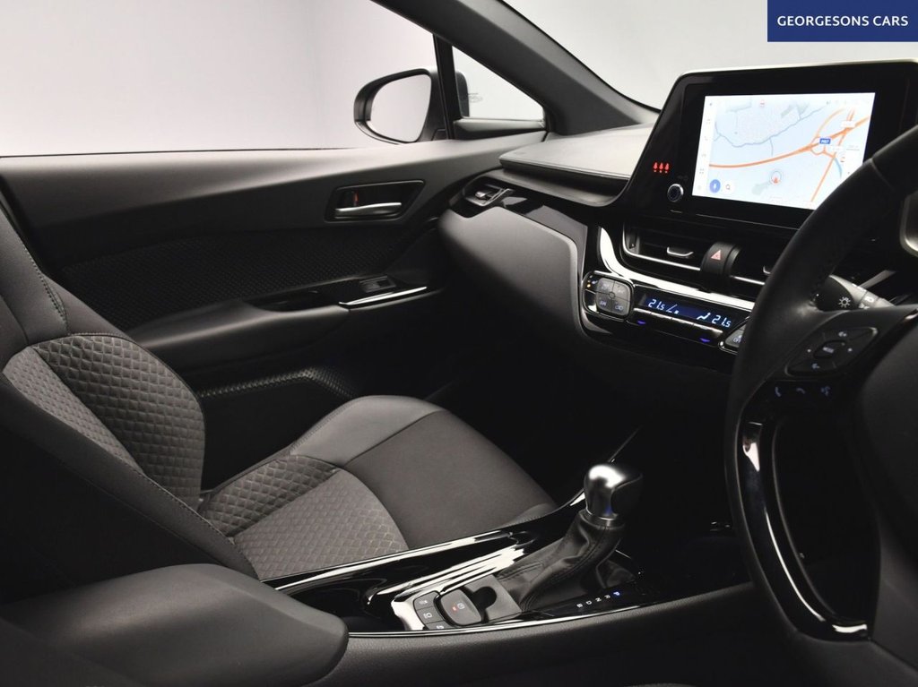 Used Toyota C-HR 2023 for sale - 77608501: Photo 20