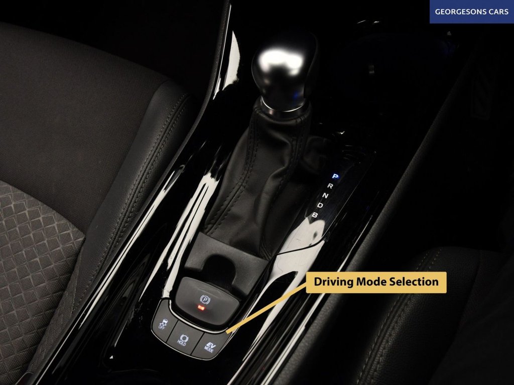 Used Toyota C-HR 2023 for sale - 77608501: Photo 24