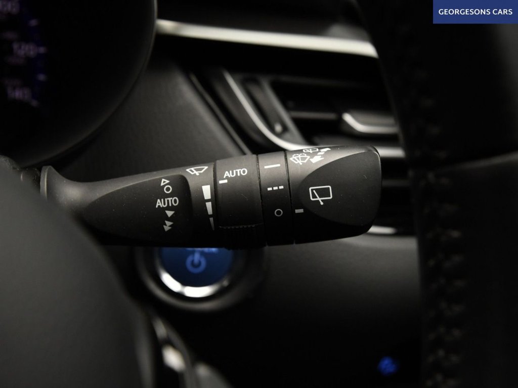 Used Toyota C-HR 2023 for sale - 77608501: Photo 31