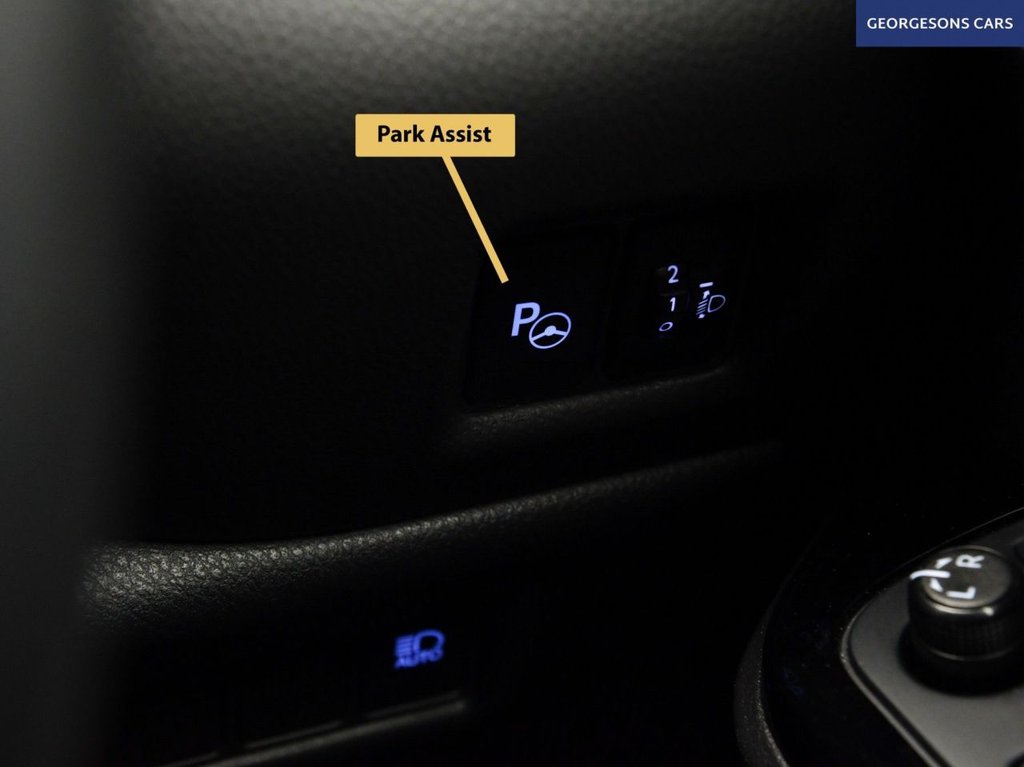 Used Toyota C-HR 2023 for sale - 77608501: Photo 34