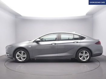 Used Vauxhall Insignia 2019 for sale - 76469792: Photo