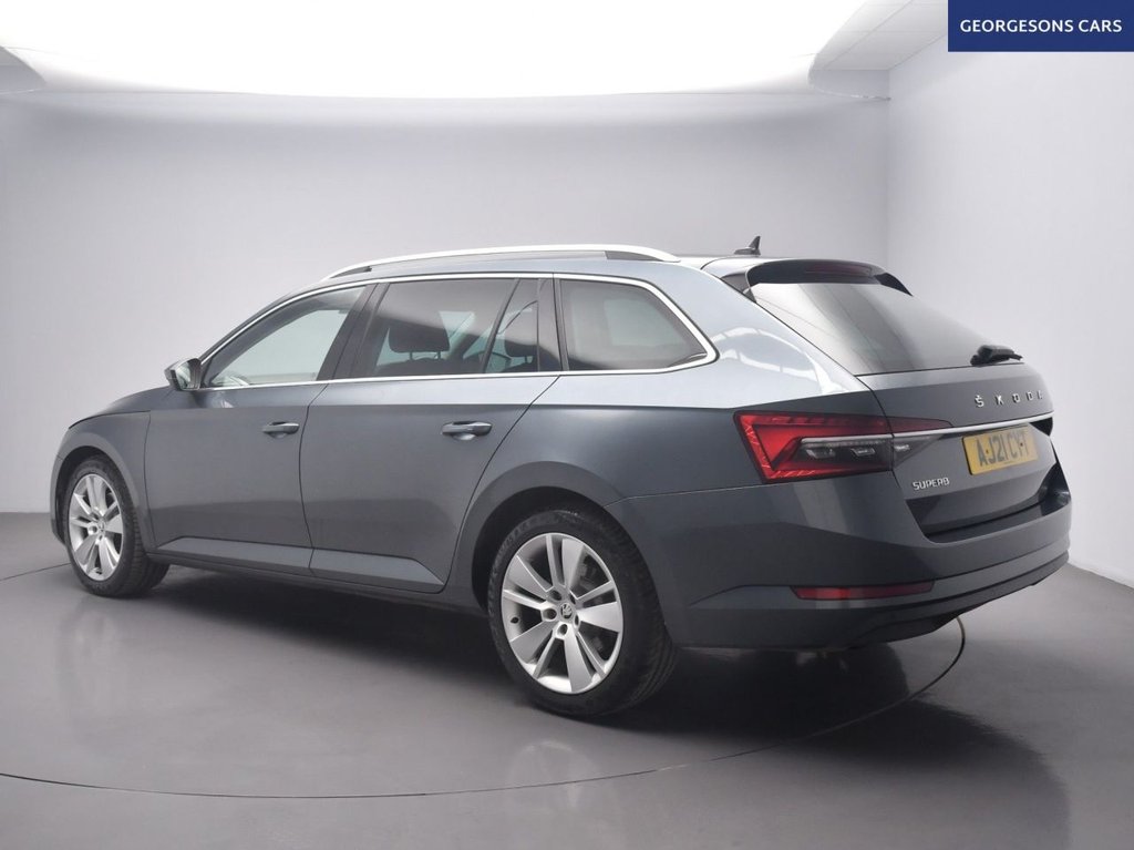 Used Skoda Superb 2021 for sale - 76323066: Photo 2