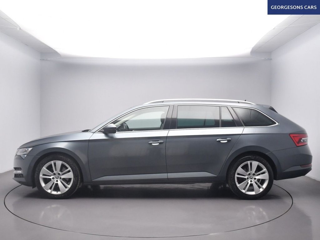 Used Skoda Superb 2021 for sale - 76323066: Photo 3