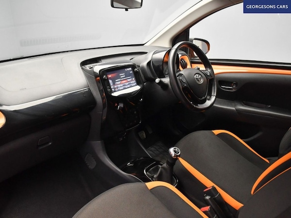 Used Toyota AYGO 2020 for sale - 75243439: Photo 10