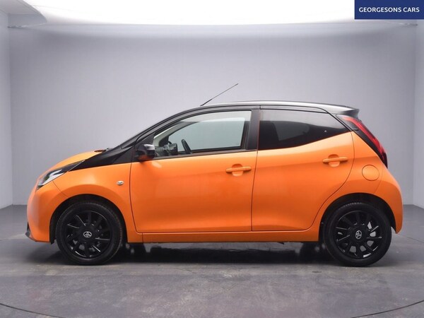 Used Toyota AYGO 2020 for sale - 75243439: Photo 3