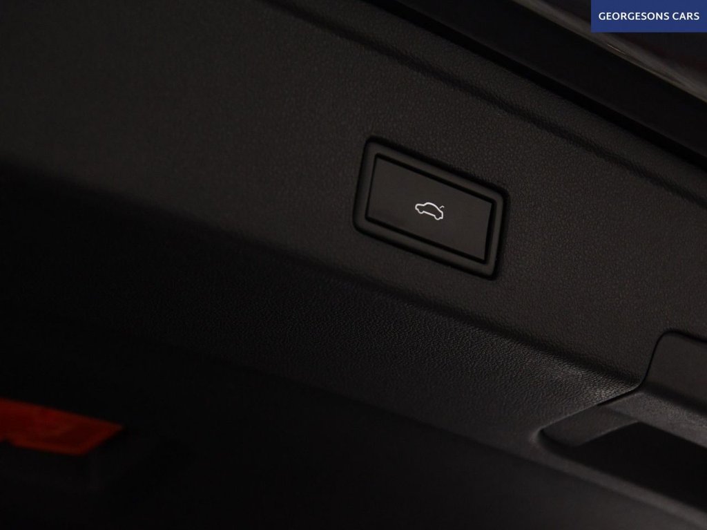 Used Volkswagen Touareg 2020 for sale - 76710759: Photo 10