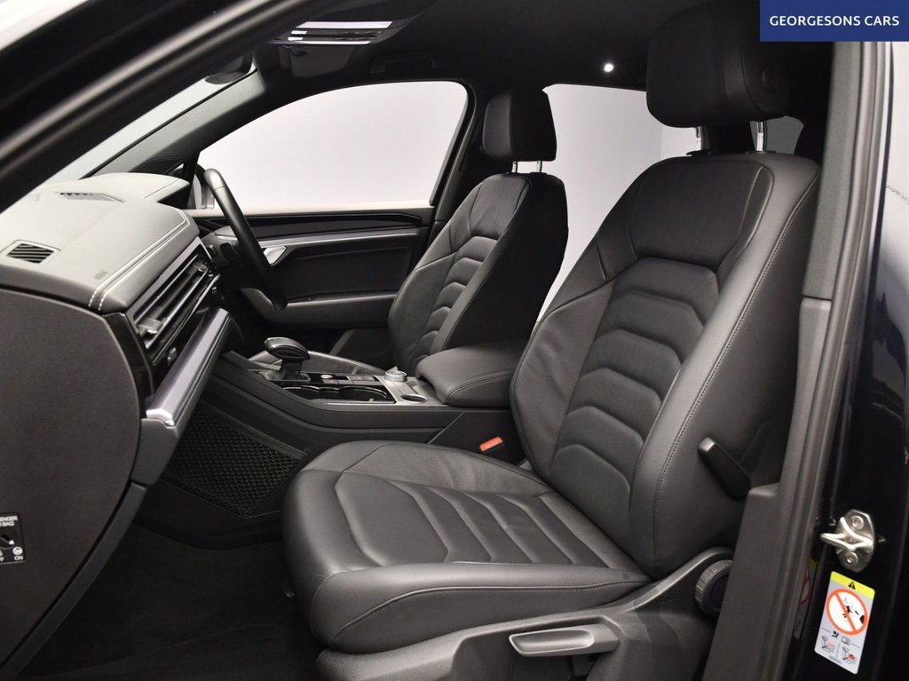 Used Volkswagen Touareg 2020 for sale - 76710759: Photo 16