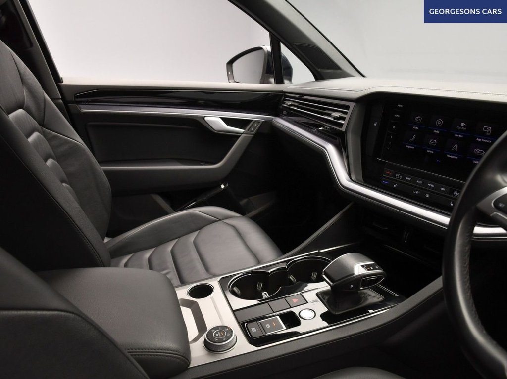 Used Volkswagen Touareg 2020 for sale - 76710759: Photo 22