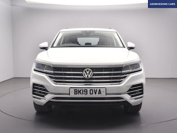 Used Volkswagen Touareg 2019 for sale - 79177979: Photo