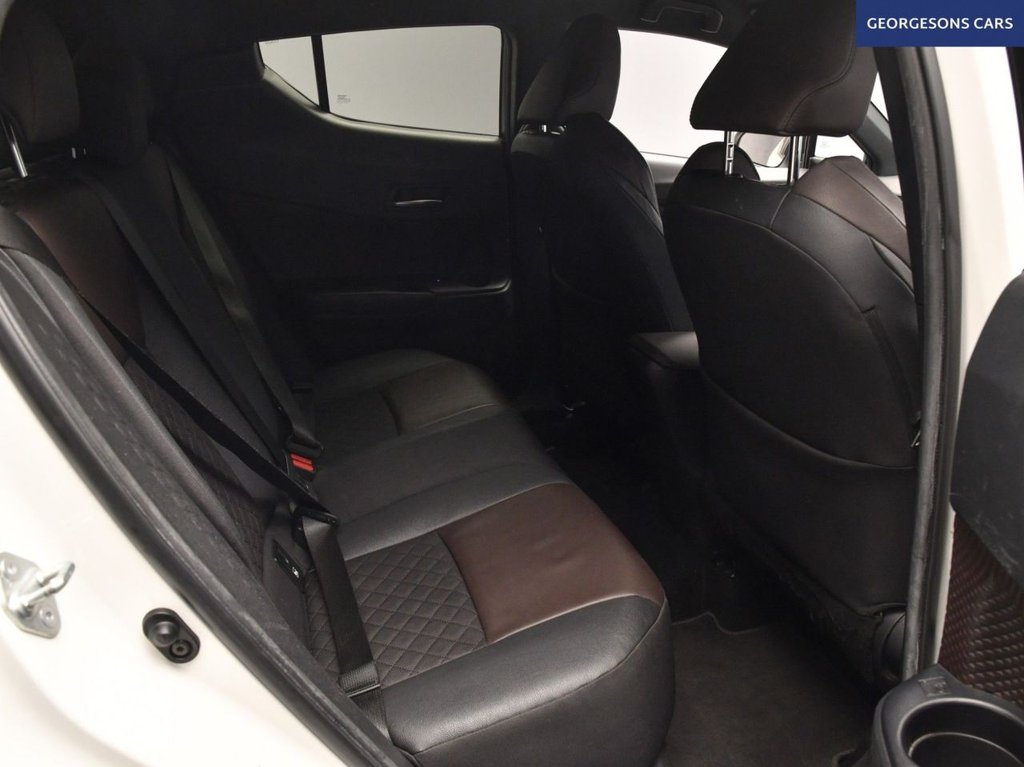 Used Toyota C-HR 2018 for sale - 78068582: Photo 16