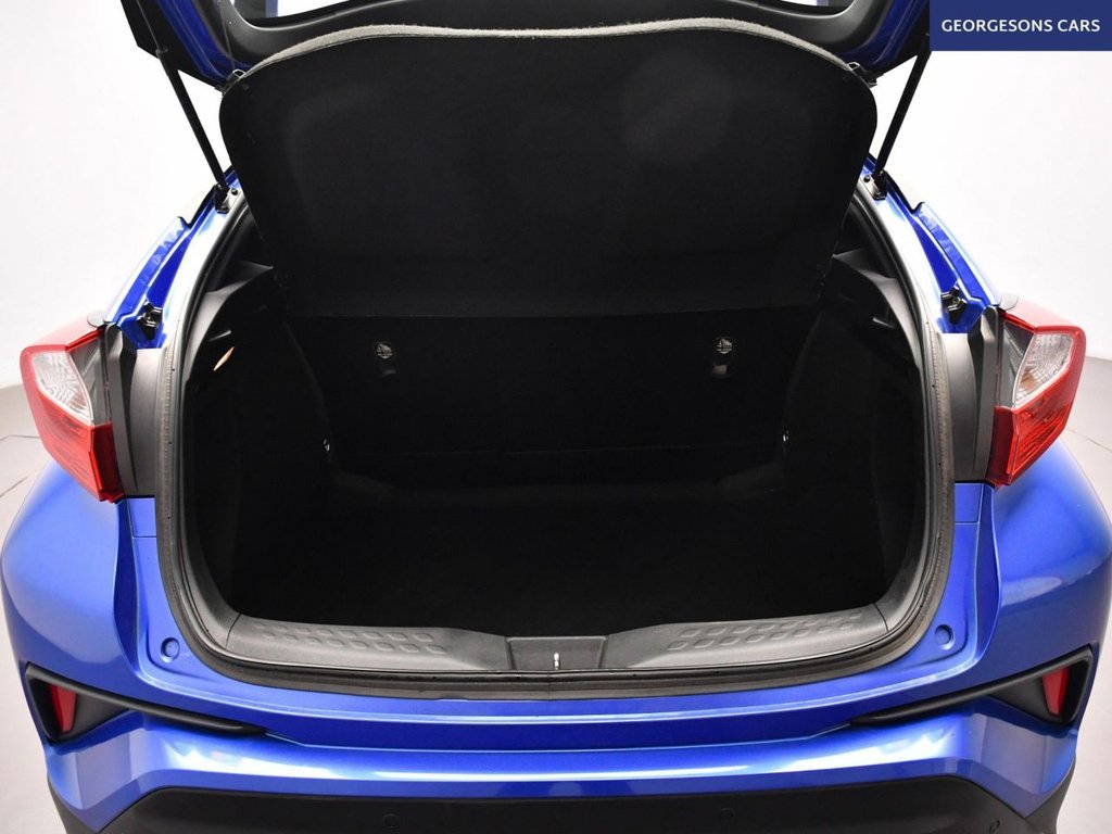 Used Toyota C-HR 2019 for sale - 77121505: Photo 9