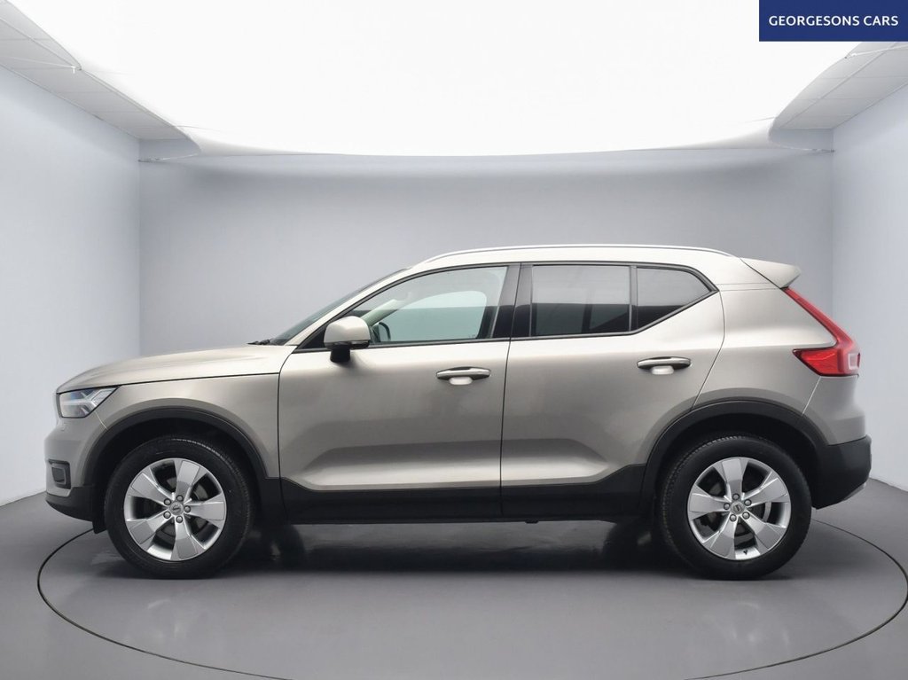 Used Volvo XC40 2021 for sale - 77110845: Photo 3