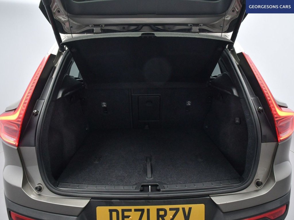 Used Volvo XC40 2021 for sale - 77110845: Photo 9