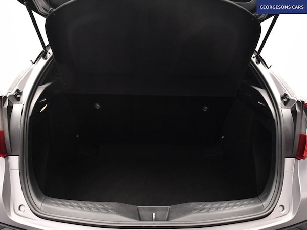 Used Toyota C-HR 2017 for sale - 76185257: Photo 9
