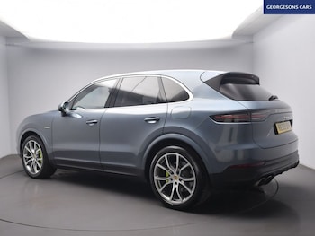 Used Porsche Cayenne 2019 for sale - 76973118: Photo