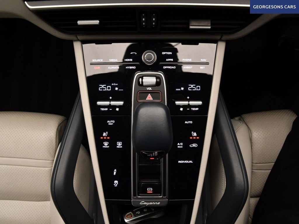 Used Porsche Cayenne 2019 for sale - 76973118: Photo 31